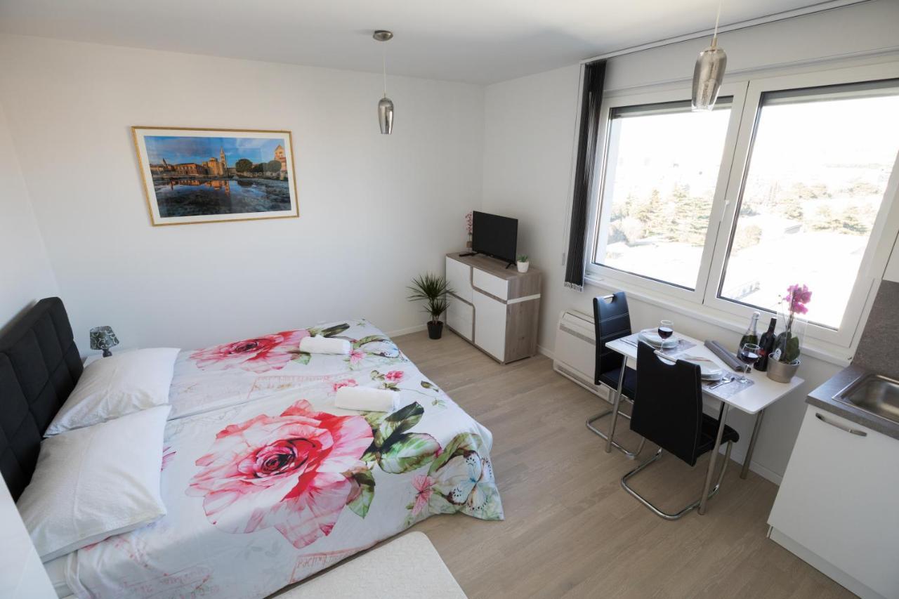 Studio Apartman Moonlight Zadar Eksteriør billede
